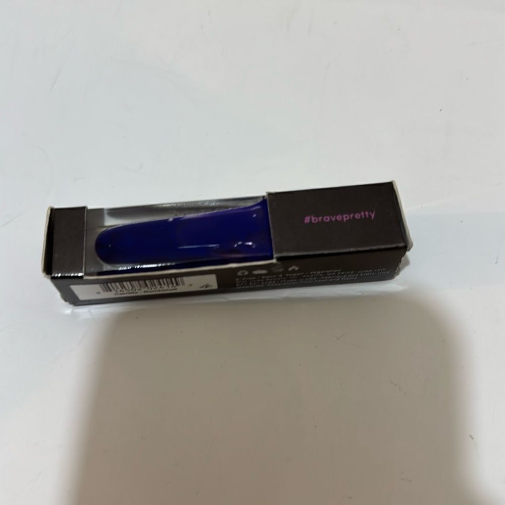 Julep lipstick canilla bombshell